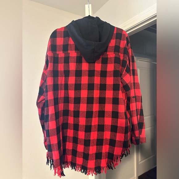 BNWT Risen zip up flannel shacket - Picture 4 of 5
